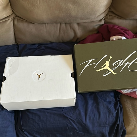 Air Jordan 13s Air Jordan fours 600 for both 300 for one pair - Picture 1 of 7